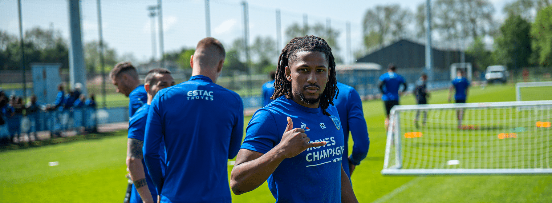 La France espoirs de Larouci fait tomber l'Italie (2-1)